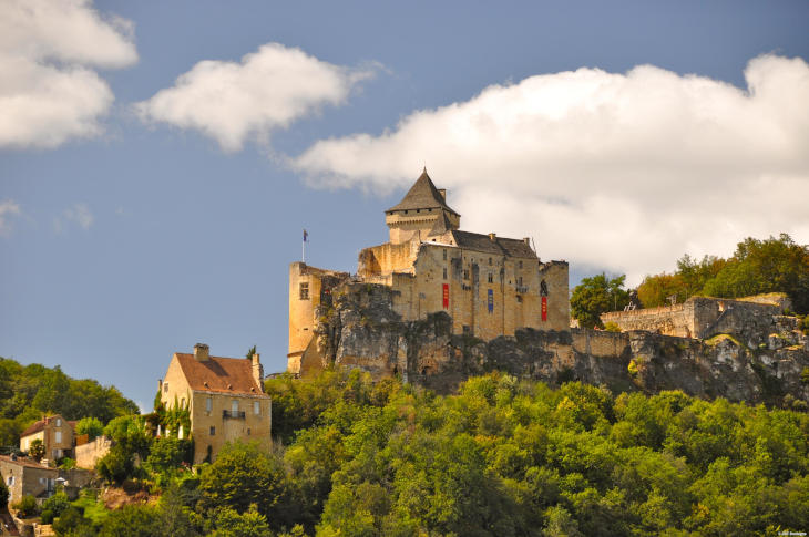 Chateau medieval - Castelnaud Chateau medieval - Castelnaud modif
