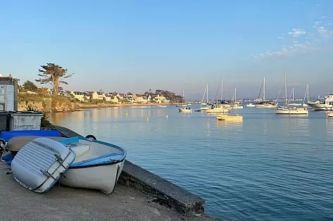Brittany cottages by the sea 