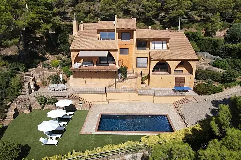 Villa rental with pool Costa Brava